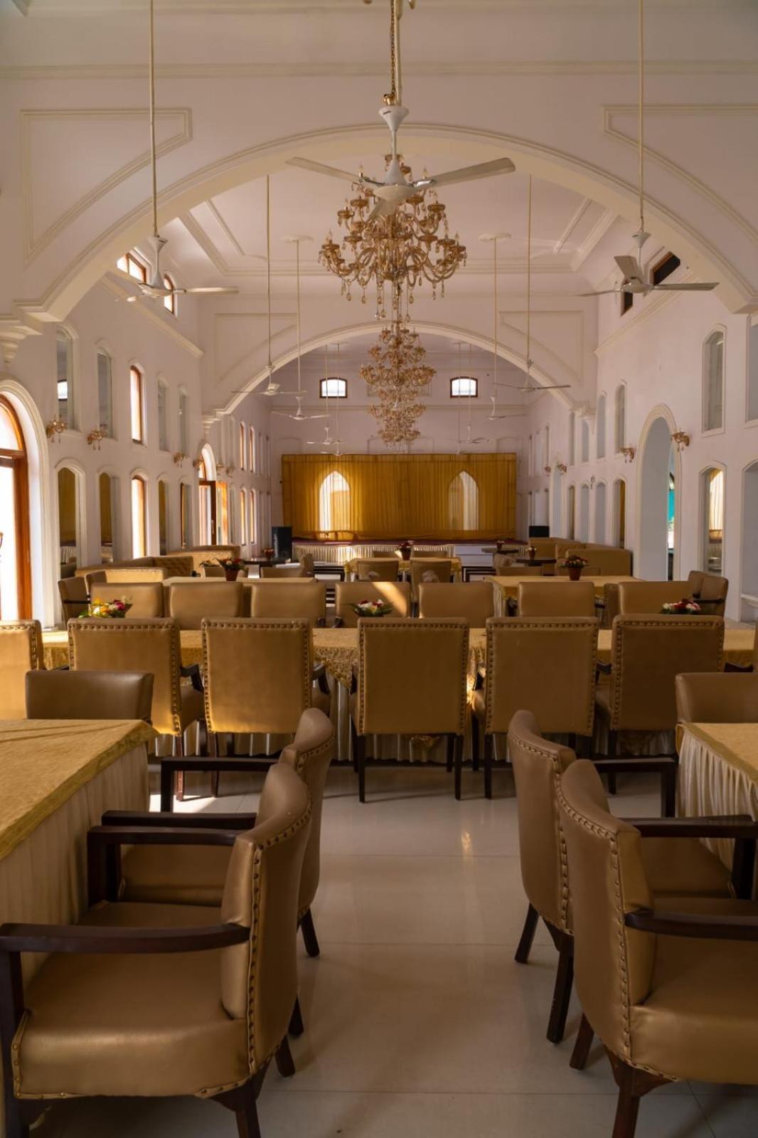 A Mansion Hotel Kashipur Luaran gambar